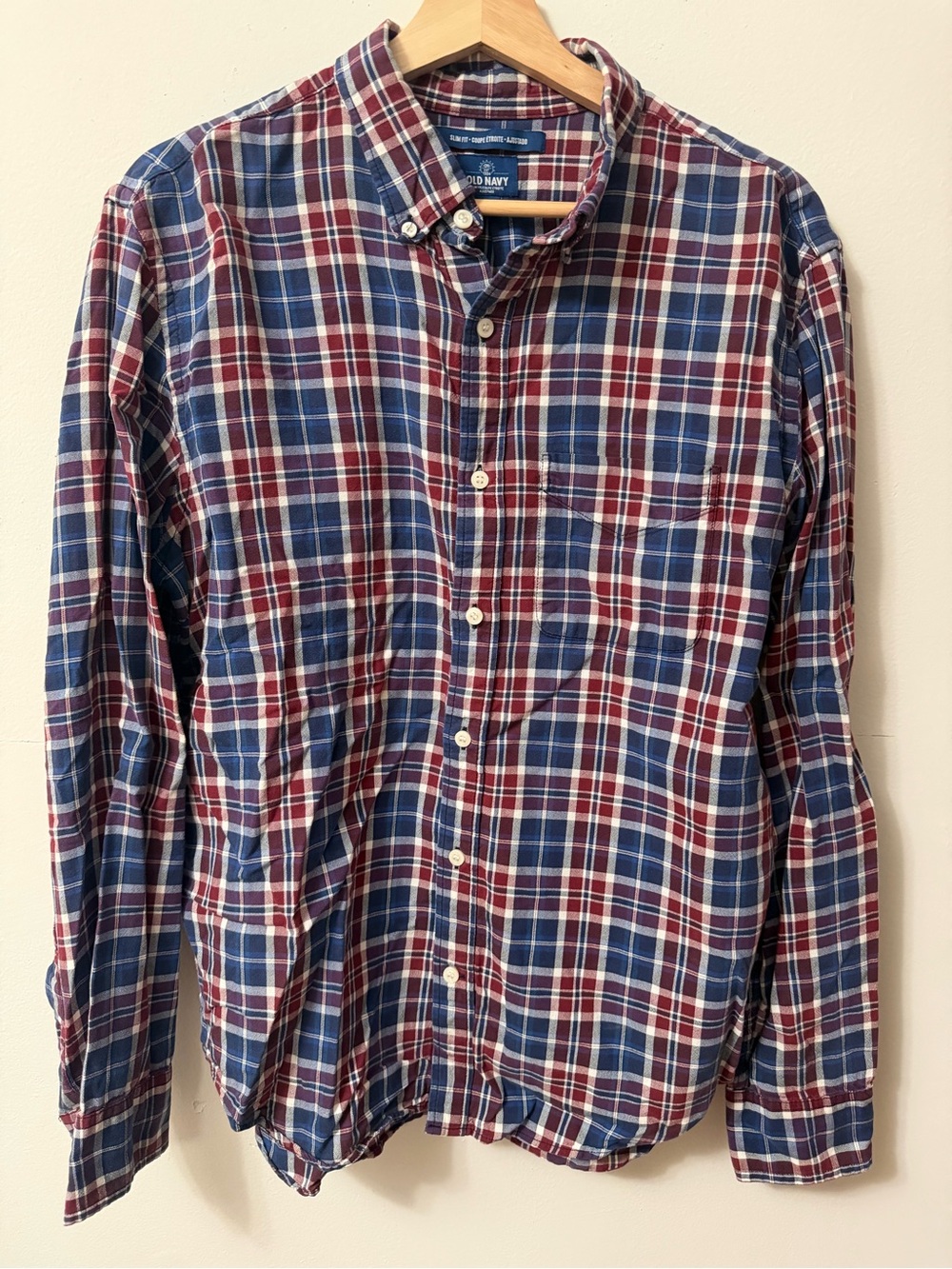 Old Navy Men's Blue and Red Plaid Button-Down Shirt